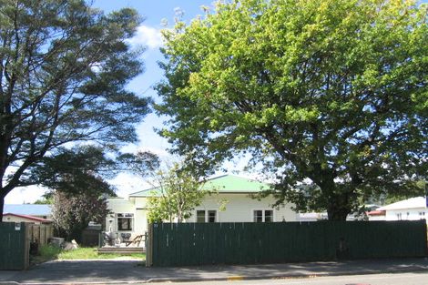 Photo of property in 73 Ward Street, Wallaceville, Upper Hutt, 5018