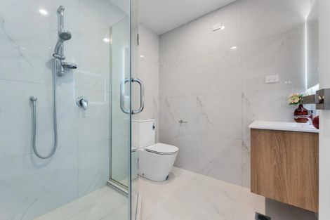 Photo of property in 5/27 Taikata Road, Te Atatu Peninsula, Auckland, 0610