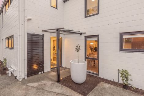 Photo of property in 2/16 Rossall Street, Merivale, Christchurch, 8014