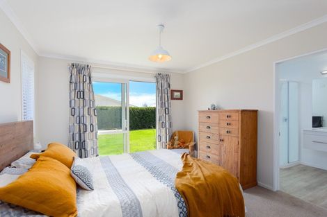 Photo of property in 8 Childs Way, Richmond, 7020