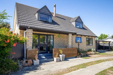 Photo of property in 17 Dunstan Street, Clyde, 9330