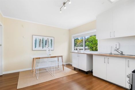 Photo of property in 2 Waimahanga Road, Onerahi, Whangarei, 0110