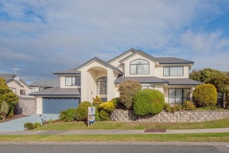 Photo of property in 7 Amesbury Drive, Churton Park, Wellington, 6037