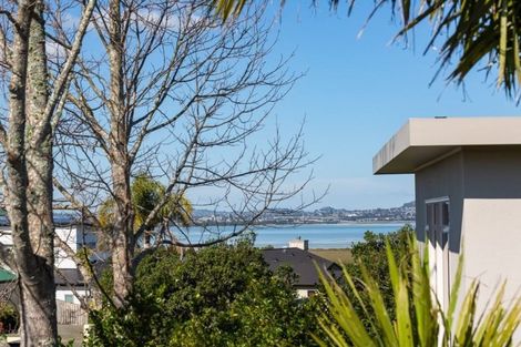 Photo of property in 21/15f Vinograd Drive, Te Atatu Peninsula, Auckland, 0610