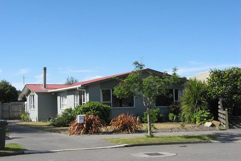 Photo of property in 22 Four Elms Place, Parklands, Christchurch, 8083