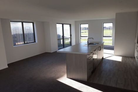 Photo of property in 26 Broadway Parade, Rolleston, 7615