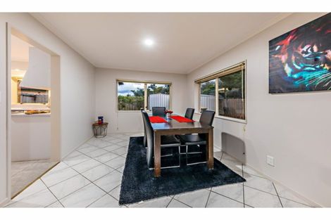 Photo of property in 31 Muirfield Street, Wattle Downs, Auckland, 2103