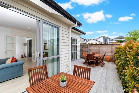 Photo of property in 25 Pioneer Rise, Silverdale, 0932