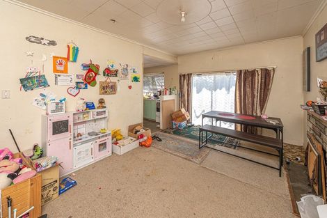 Photo of property in 5 Abbot Street, Gonville, Whanganui, 4501