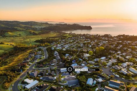 Photo of property in 12 Fendalton Place, Hatfields Beach, Orewa, 0931