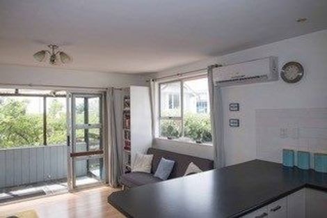 Photo of property in 4/5 Stoke Street, Sumner, Christchurch, 8081