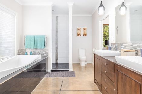 Photo of property in 28 Saint Laurent Way, Ohau, Levin, 5570