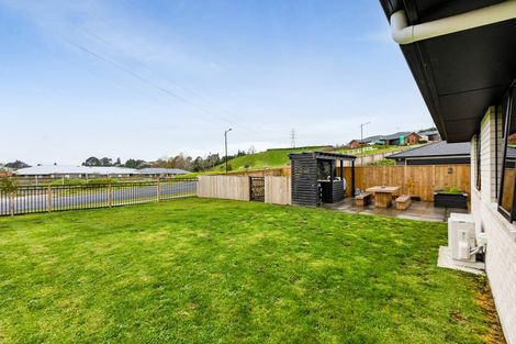 Photo of property in 3 Ruru Lane, Hurworth, New Plymouth, 4310