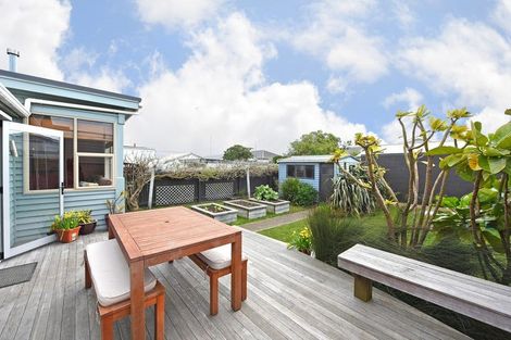 Photo of property in 3 Jessie Street, Petone, Lower Hutt, 5012