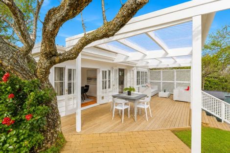 Photo of property in 3 Huia Street, Devonport, Auckland, 0624
