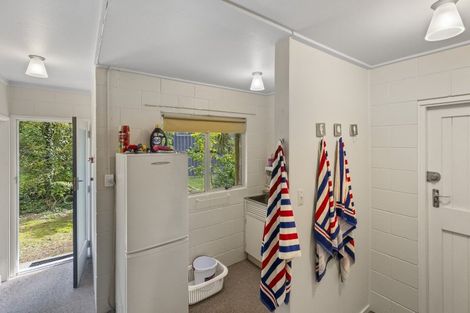 Photo of property in 64 Kaiuru Avenue, Pukawa Bay, Turangi, 3381