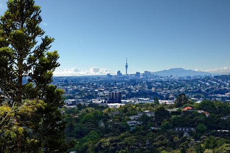 Photo of property in 47 Kopiko Road, Titirangi, Auckland, 0604