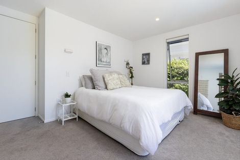 Photo of property in 27 Hiria Crescent, Papamoa Beach, Papamoa, 3118