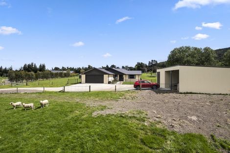 Photo of property in 30 Tara Hills Drive, North Taieri, Mosgiel, 9092