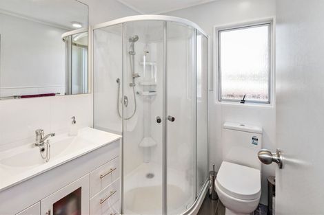 Photo of property in 6 Tree Top Lane, Paparangi, Wellington, 6037