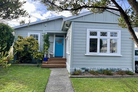 Photo of property in 30 Awamutu Grove, Waiwhetu, Lower Hutt, 5010