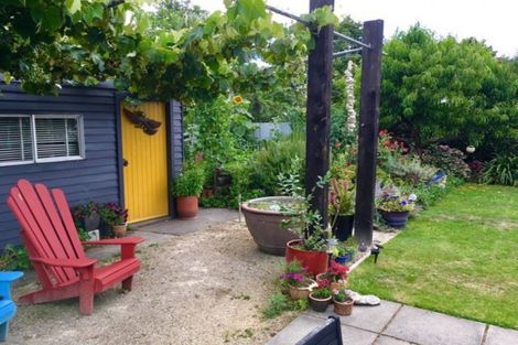 Photo of property in 8 Seddon Street, Carterton, 5713