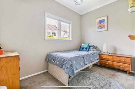 Photo of property in 2/5 Elderwood Lane, Belmont, Auckland, 0622