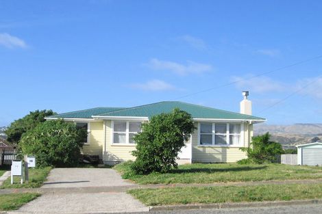 Photo of property in 79 Matatiro Street, Titahi Bay, Porirua, 5022