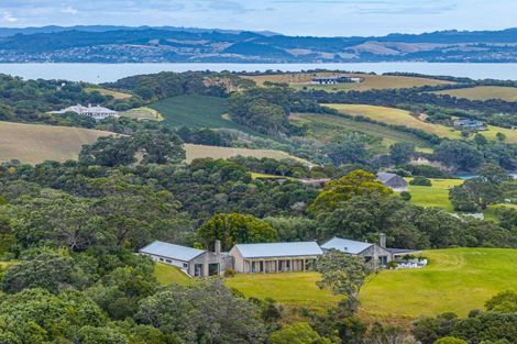 Photo of property in 155 Nick Johnstone Drive, Waiheke Island, 1971