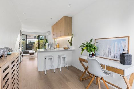 Photo of property in 2/445 Hibiscus Coast Highway, Orewa, 0931