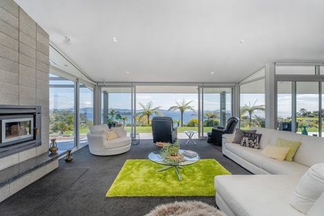 Photo of property in 47 Sarahs Hill, Hahei, Whitianga, 3591