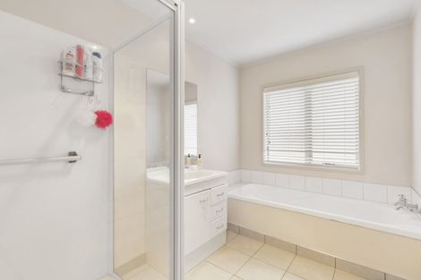 Photo of property in 77b Helvetia Road, Pukekohe, 2120