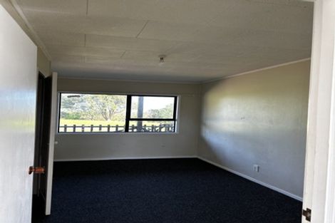 Photo of property in 18 Kopara Place, Clendon Park, Auckland, 2103