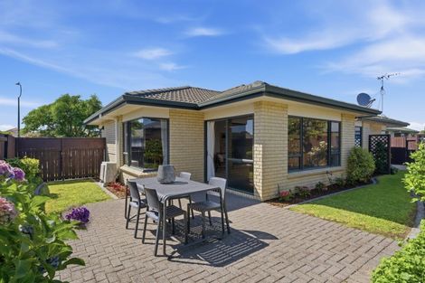 Photo of property in 10 Denny Hulme Drive, Mount Maunganui, 3116
