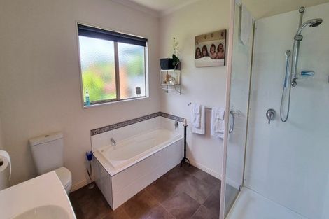 Photo of property in 64 Lea Grove, Levin, 5572