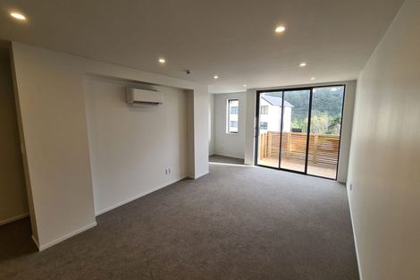 Photo of property in 21 Holystone Road, Whitby, Porirua, 5024