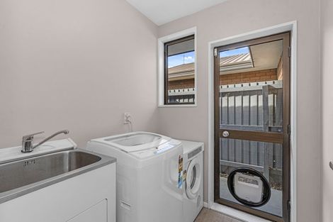 Photo of property in 6b Rolfe Place, Bishopdale, Christchurch, 8053