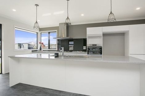 Photo of property in 35 Tulip Drive, Cambridge, 3434