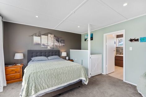 Photo of property in 51 Toru Road, Paraparaumu Beach, Paraparaumu, 5032