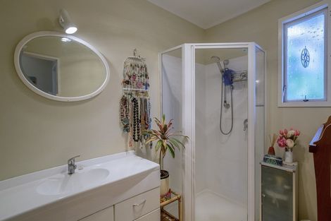 Photo of property in 5 Sunset Terrace, Waikanae Beach, Waikanae, 5036