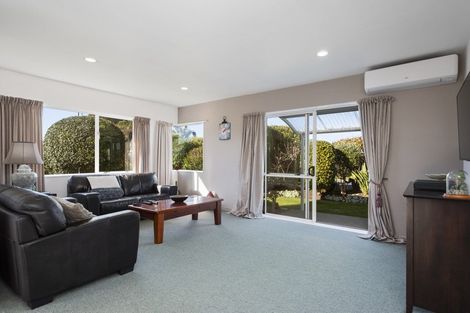 Photo of property in 9 Crisp Drive, Papamoa Beach, Papamoa, 3118