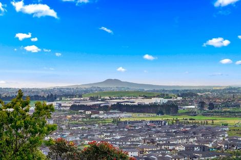 Photo of property in 190 Redoubt Road, Flat Bush, Auckland, 2019