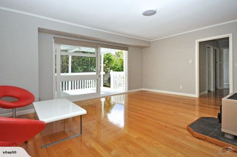 Photo of property in 20a Corunna Road, Milford, Auckland, 0620