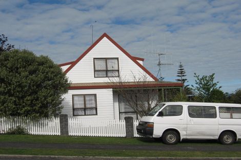 Photo of property in 32 Achilles Crescent, Welcome Bay, Tauranga, 3112