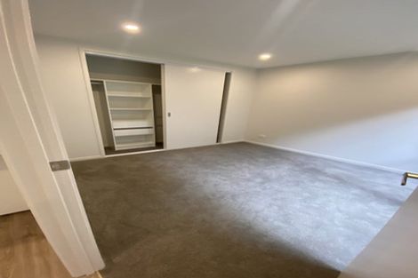Photo of property in 7/37 Camelot Place, Glenfield, Auckland, 0629