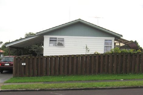 Photo of property in 6a Benygloe Place, Highland Park, Auckland, 2010