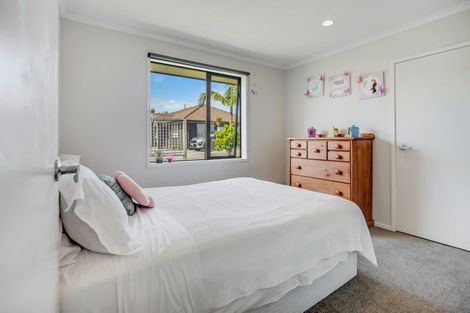 Photo of property in 4 Mooring Close, Haruru, 0204