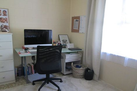 Photo of property in 2/148 Old Farm Road, Hamilton East, Hamilton, 3216