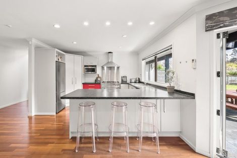 Photo of property in 41 Arahiwi Grove, Tirohanga, Lower Hutt, 5010