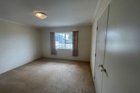 Photo of property in 84 Granville Drive, Massey, Auckland, 0614